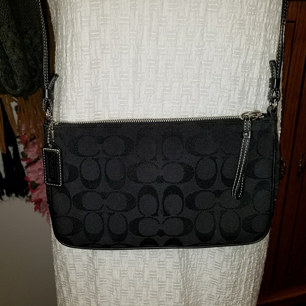 Coach black fabric crossbody - Picture 3 of 8
